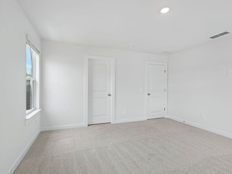 Spacious, unfurnished interior of a new home in Avery Farms - Ridge Series, Murfreesboro (Image 13). Spacious, unfurnished interior of a new home in Avery Farms - Ridge Series, Murfreesboro (Image 13).