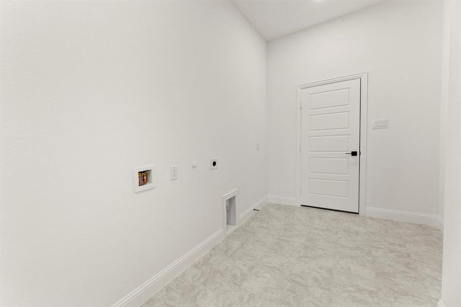 13. 4001 Tamarack - Utility 13. 4001 Tamarack - Utility