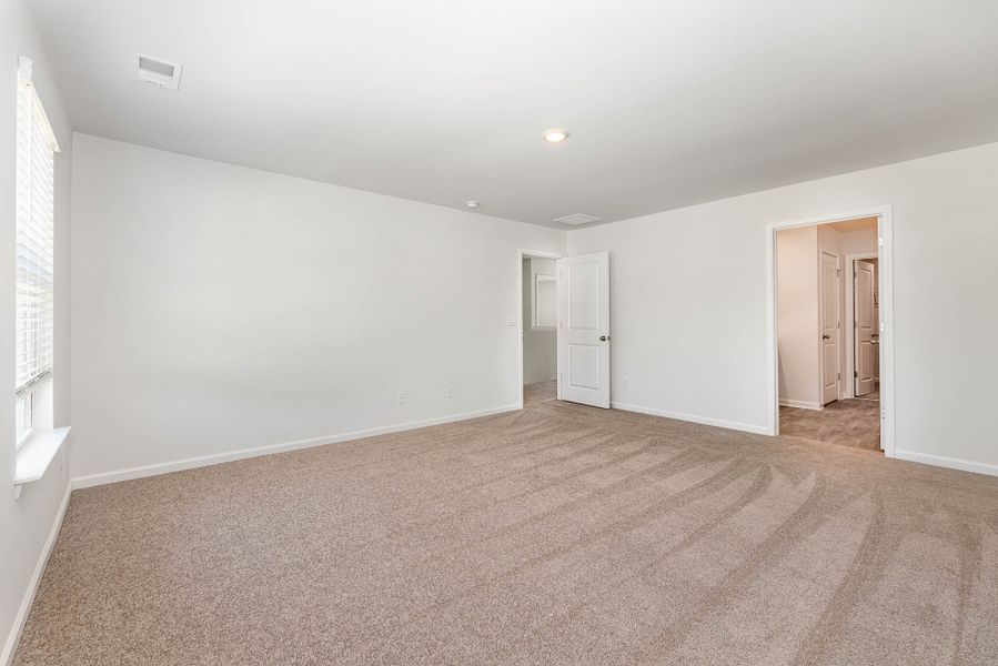 Representative unfurnished interior of a home built from the PENWELL by D.R. Horton in South Haven, Camden (Image 25).