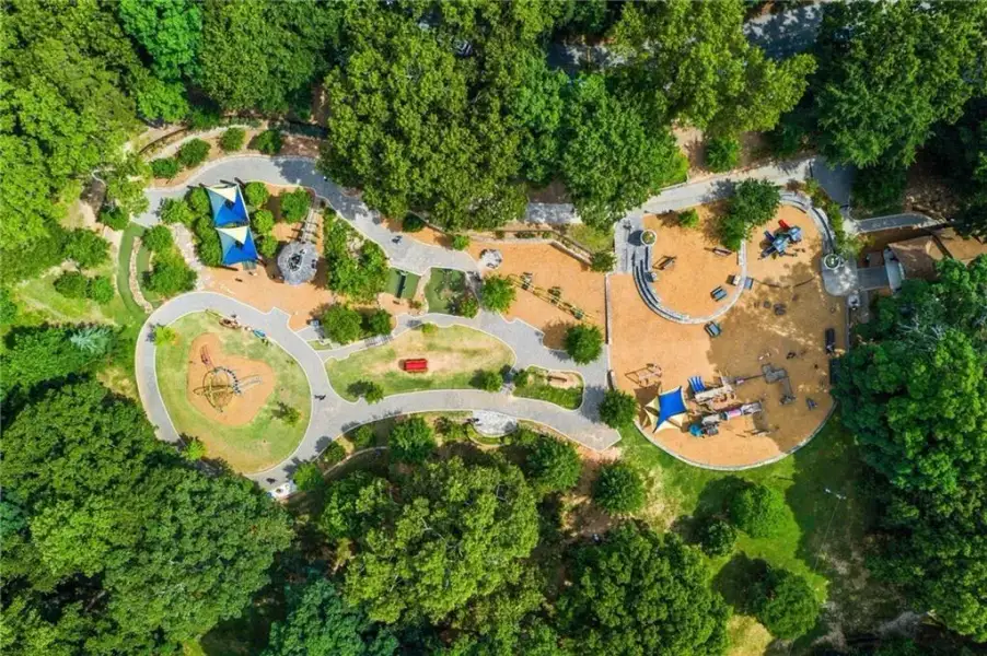 Community amenities in , Atlanta (Image 34).