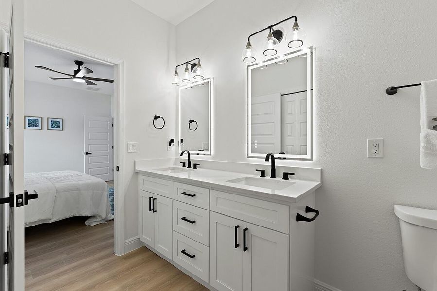 8635-98th-Ct-HigMedia-034-1280 8635-98th-Ct-HigMedia-034-1280