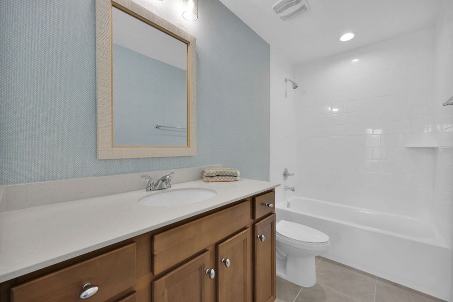 Representative furnished interior of a home built from the Atlas by Riverside Homes in Seabrook Village at Nocatee, Ponte Vedra (Image 57).