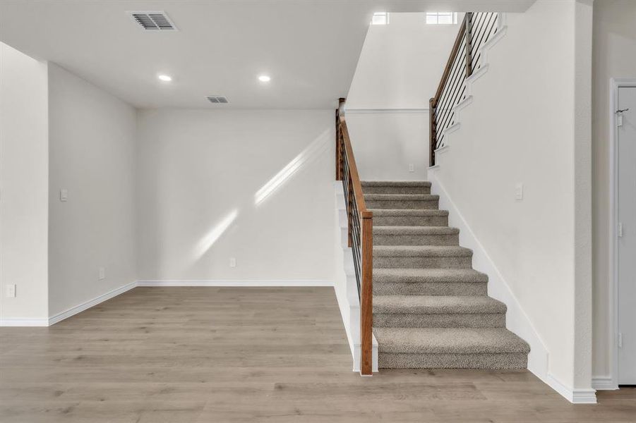 Spacious, unfurnished interior of a new home in The Landing at Hidden Lakes, McKinney (Image 21).