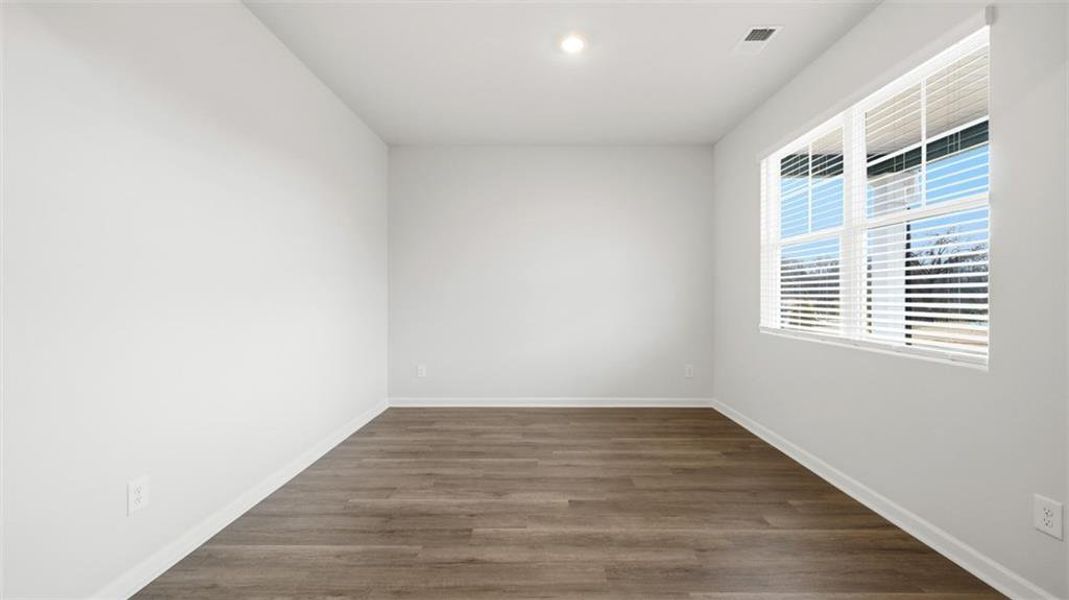 Spacious, unfurnished interior of a new home in Jackson Landing, Jefferson (Image 29).