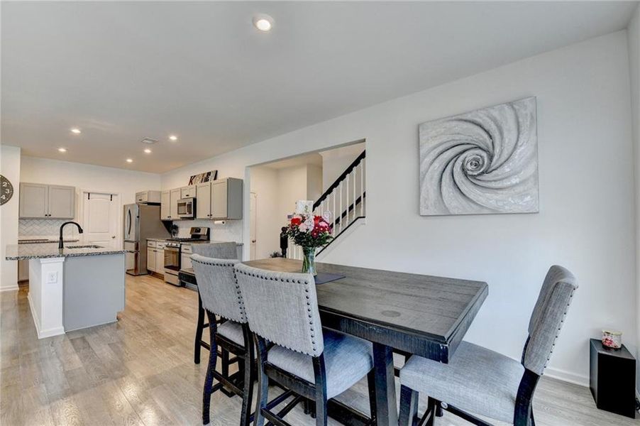Furnished interior view inside a new home in Sweetbay Farm, Lawrenceville (Image 37).