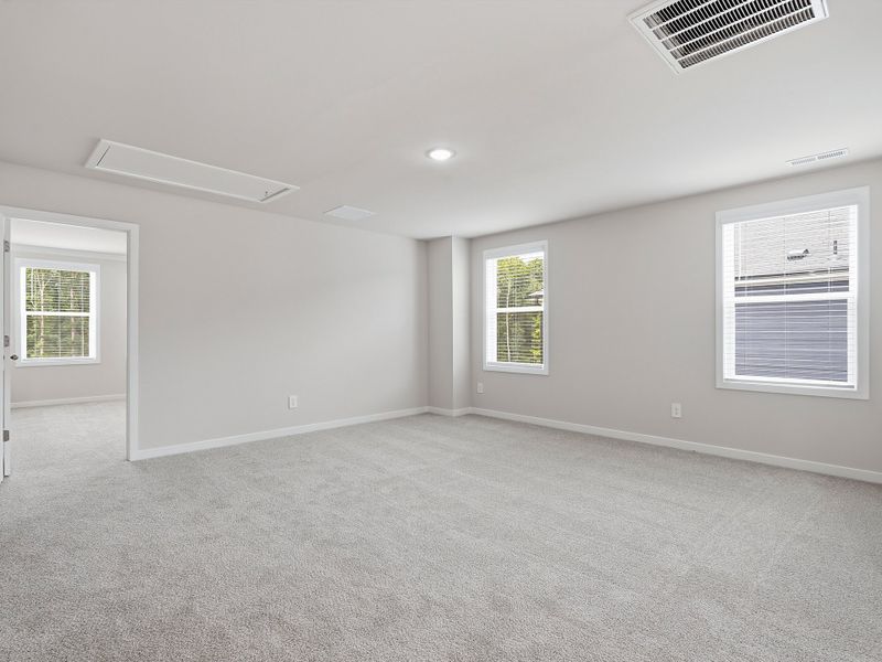 Spacious, unfurnished interior of a new home in Avalon Place - Signature Series, Durham (Image 17).