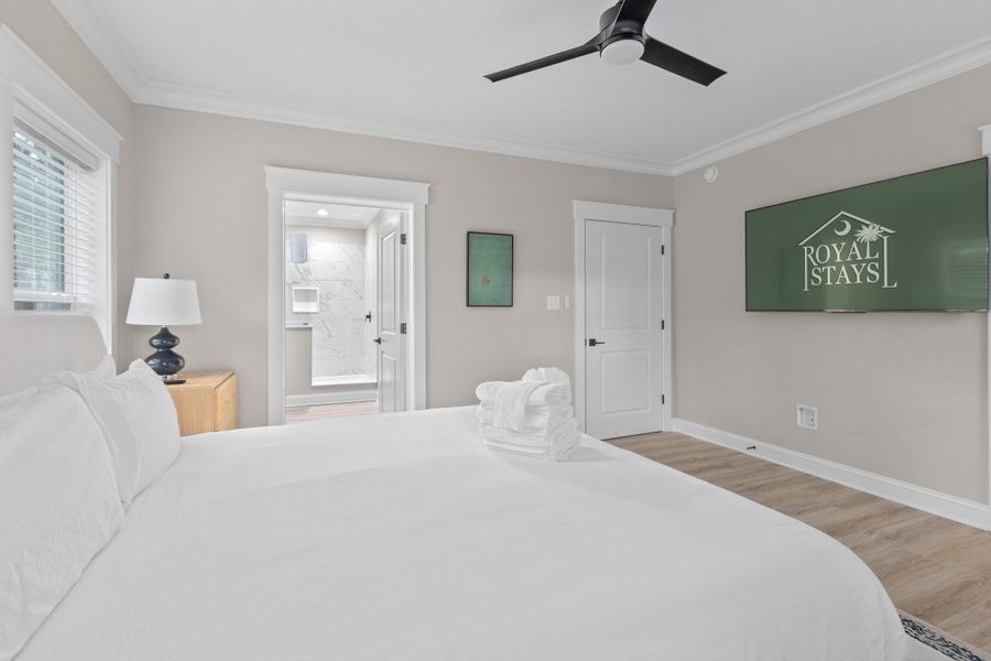 Furnished interior view inside a new home in , Edisto Island (Image 27).