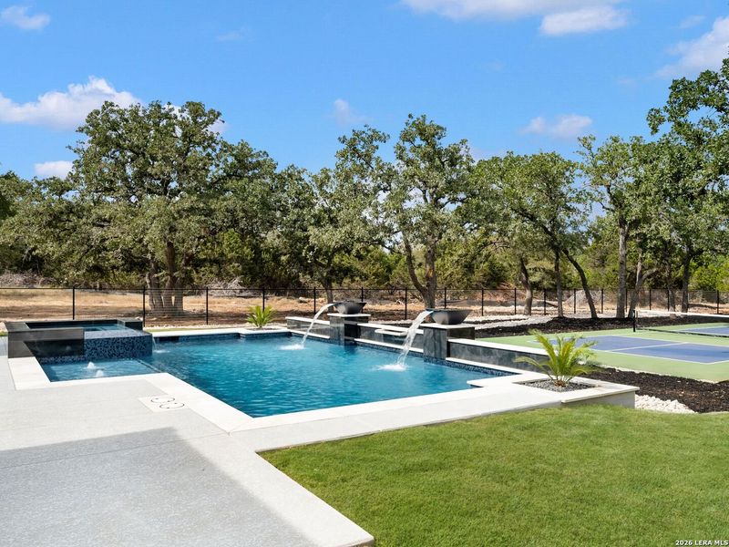 Community amenities in , Fair Oaks Ranch (Image 65).