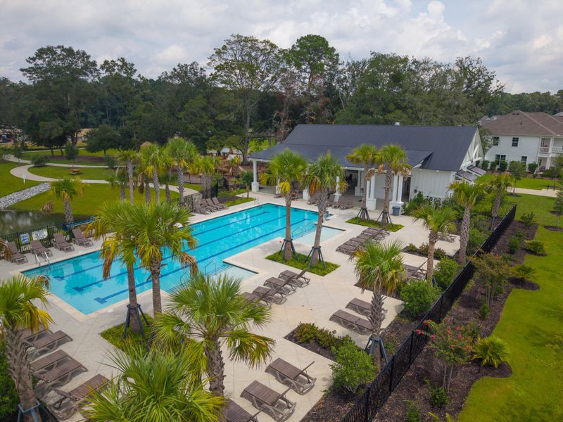 Community amenities in , Summerville (Image 31).