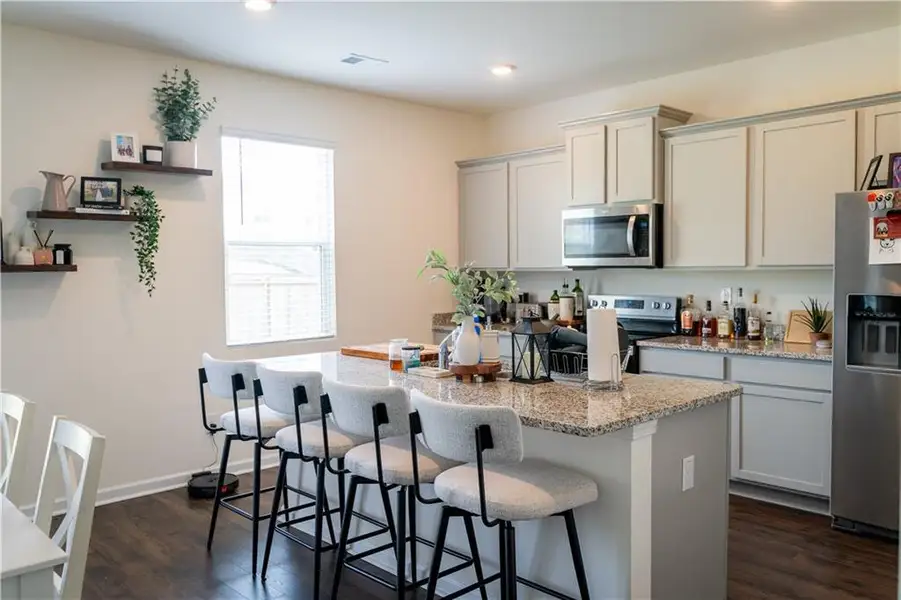 Furnished interior view inside a new home in Summerwind, Dacula (Image 8).