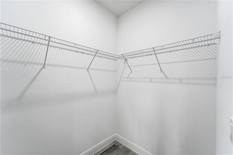 Spacious, unfurnished interior of a new home in , Ocala (Image 18).