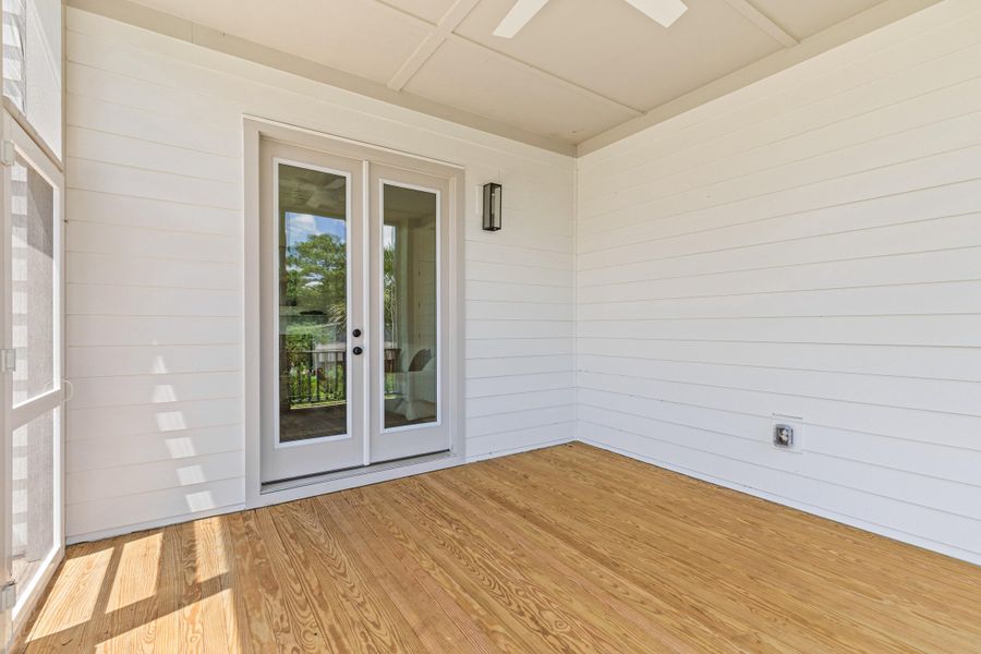 Exterior details and patio area of a home in , Mount Pleasant (Image 33).