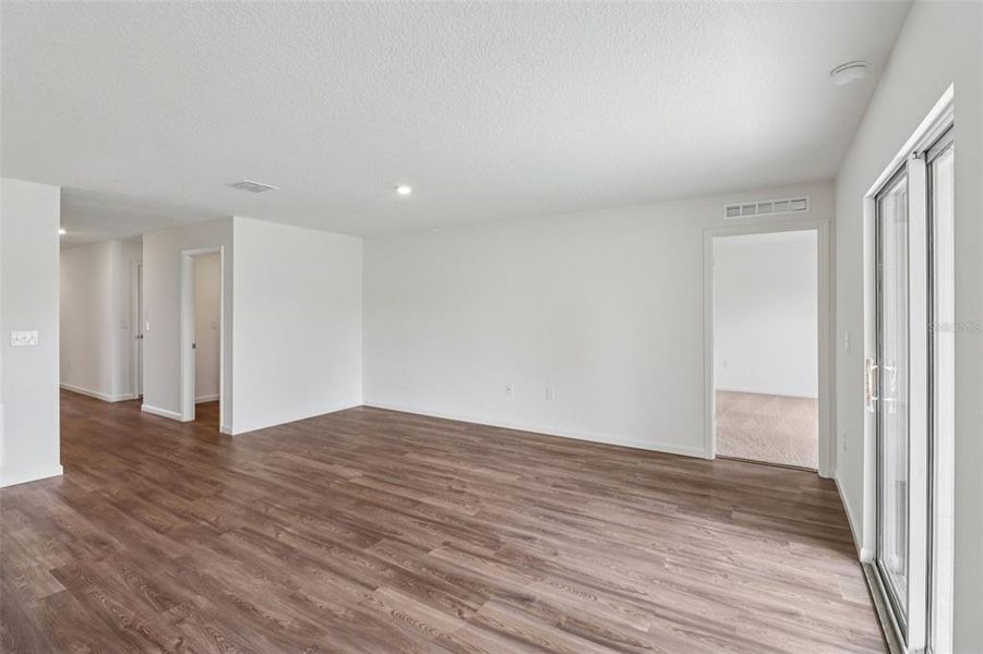 Spacious, unfurnished interior of a new home in Sumter Villas, Sumterville (Image 30).