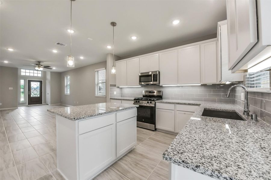 Image 29 of a home in Anderson Lakes.