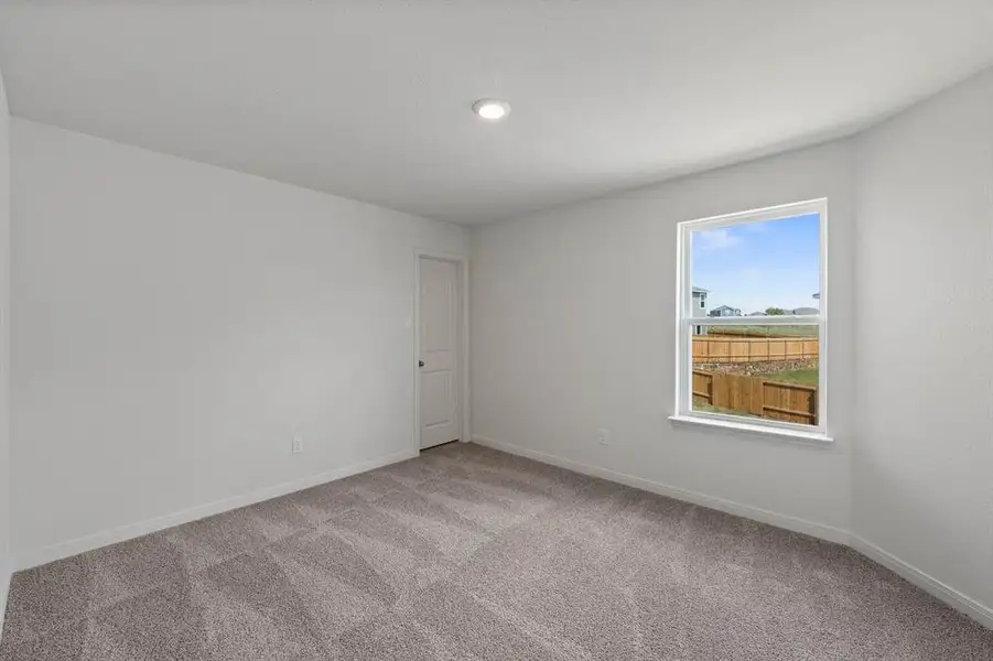 Spacious, unfurnished interior of a new home in Big Sky Estates, Ponder (Image 4).