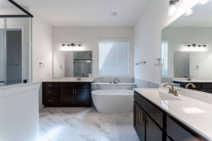 Furnished interior view inside a new home in Sonoma Verde, Rockwall (Image 14). Furnished interior view inside a new home in Sonoma Verde, Rockwall (Image 14).