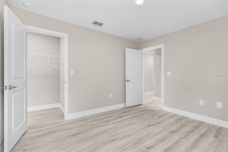 Spacious, unfurnished interior of a new home in , North Port (Image 30).