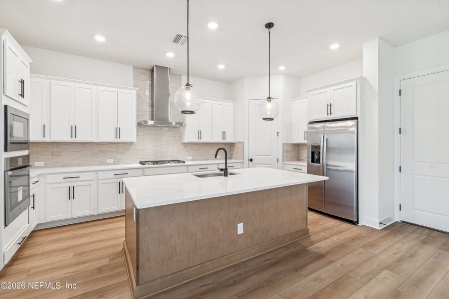 Furnished interior view inside a new home in Granville at eTown 38', Jacksonville (Image 10). Furnished interior view inside a new home in Granville at eTown 38', Jacksonville (Image 10).