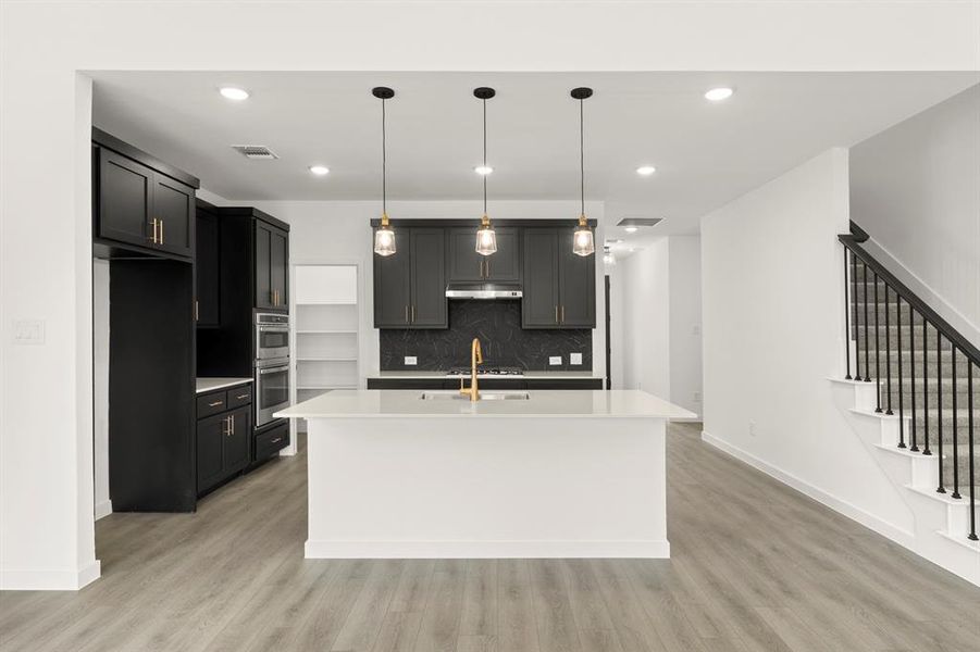 07. 3217 Agnew - Kitchen