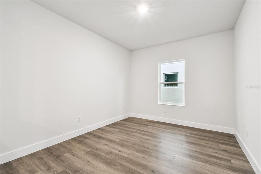 Spacious, unfurnished interior of a new home in The Peninsula at Rhodine Lake, Riverview (Image 22).