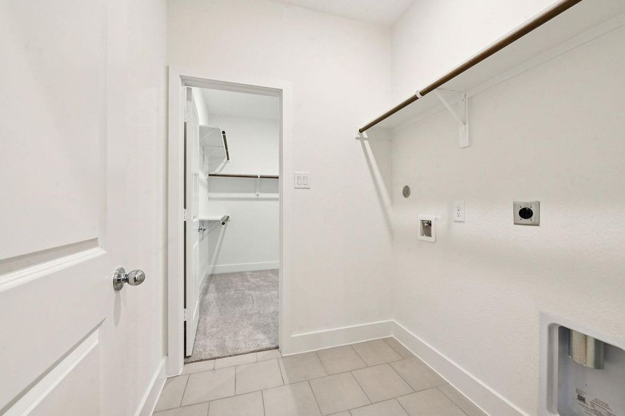 22307 Prickly Pear Laundry Room