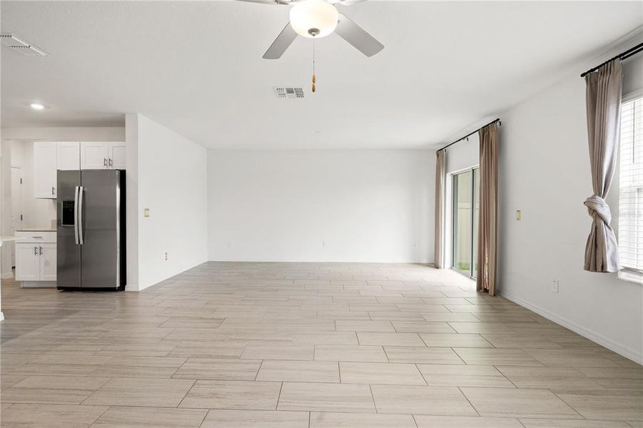Spacious, unfurnished interior of a new home in Connerton, Land O' Lakes (Image 30). Spacious, unfurnished interior of a new home in Connerton, Land O' Lakes (Image 30).