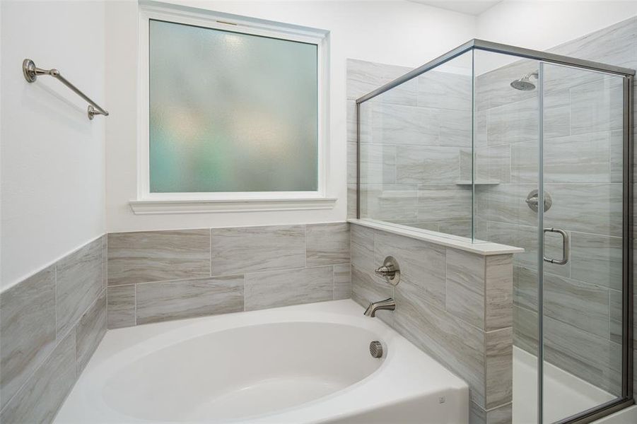 Furnished interior view inside a new home in Walden Pond, Forney (Image 6).