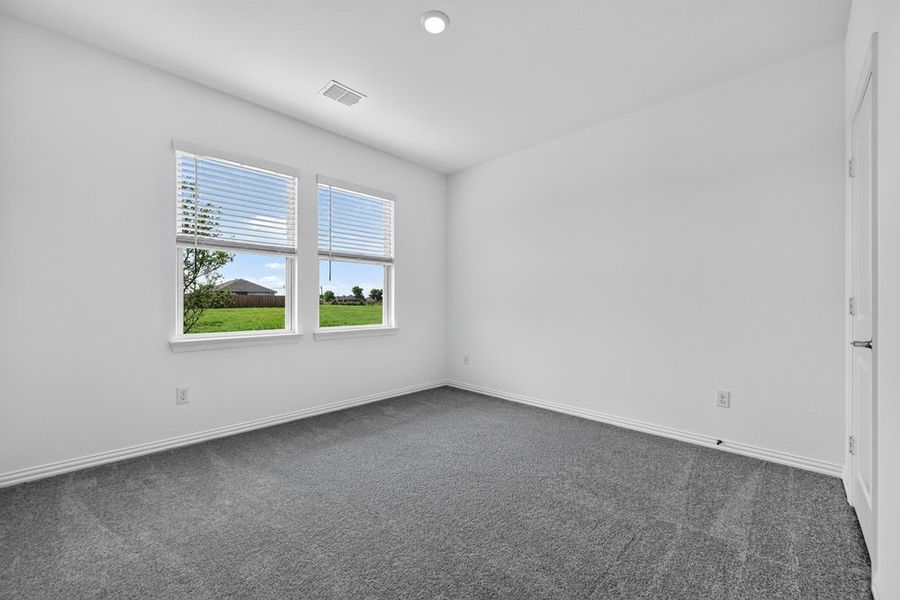 Spacious, unfurnished interior of a new home in River Ridge, Crandall (Image 19).