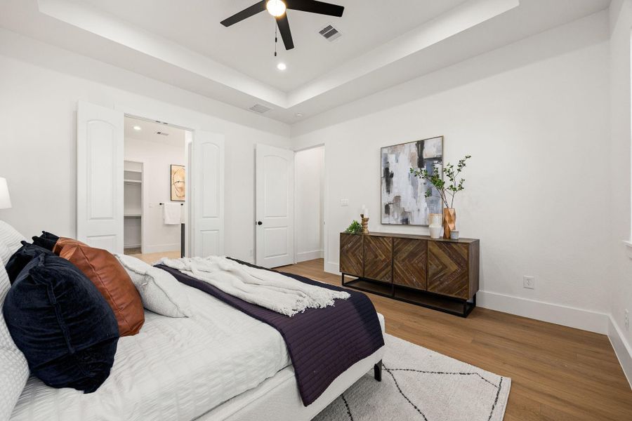 Furnished interior view inside a new home in , Tomball (Image 43).