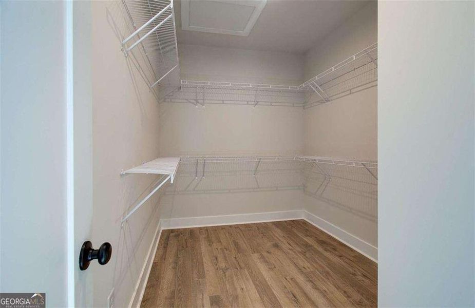Spacious, unfurnished interior of a new home in The Paddocks at Doc Hughes, Buford (Image 41).