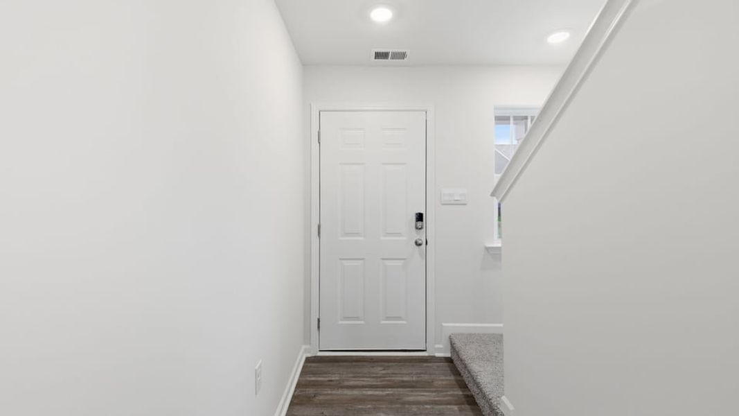 Spacious, unfurnished interior of a new home in Baxter Village, Boiling Springs (Image 15).