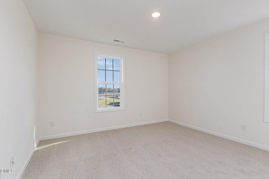 026_kv0a2012-edit_827