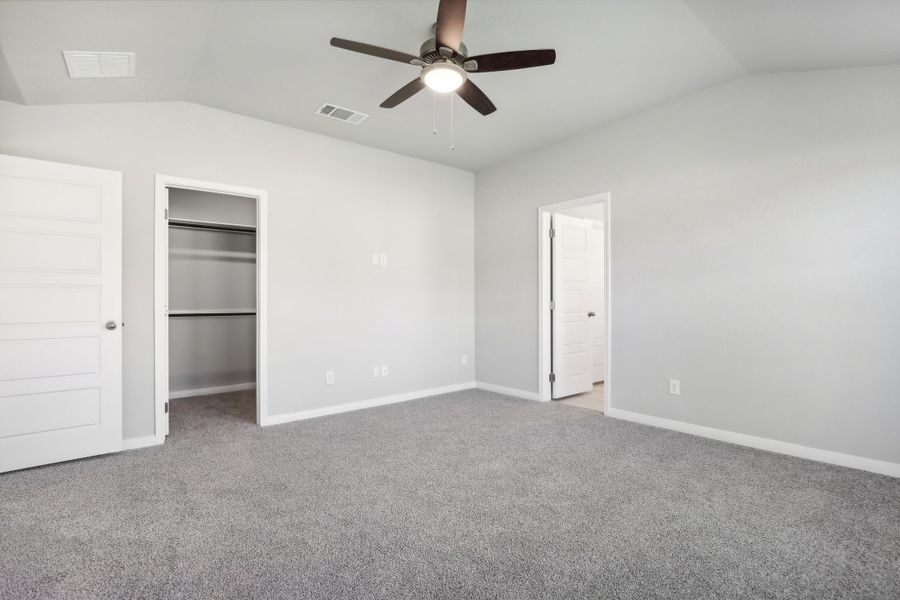 Primary suite in the Oleander floorplan at a Meritage Homes community. Primary suite in the Oleander floorplan at a Meritage Homes community.