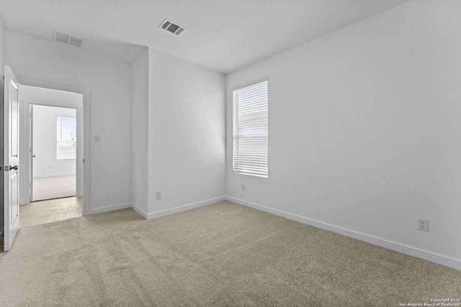 Spacious, unfurnished interior of a new home in , New Braunfels (Image 17).