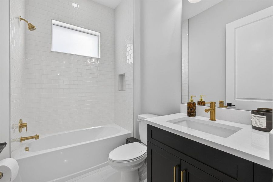 13-web-or-mls-BS1A1399 13-web-or-mls-BS1A1399