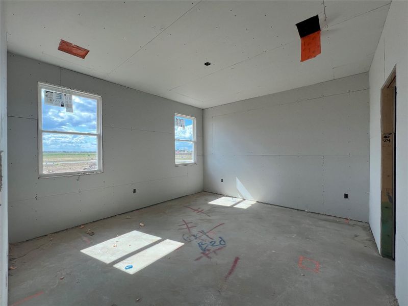 Image 34 of a home in Rolling Glen.