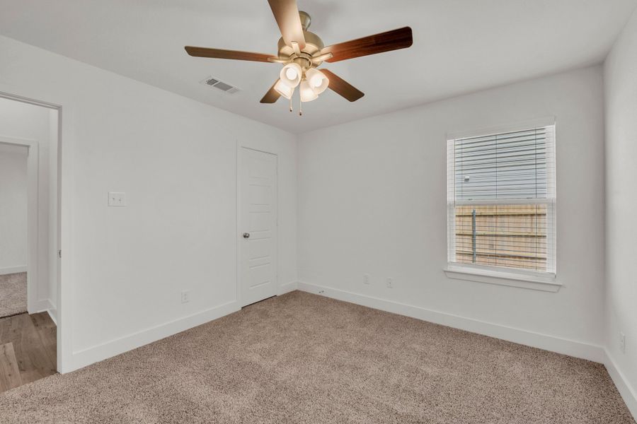 Spacious, unfurnished interior of a new home in Liberty Oaks, Waco (Image 22). Spacious, unfurnished interior of a new home in Liberty Oaks, Waco (Image 22).