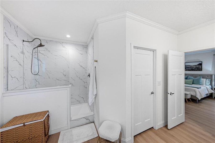 Furnished interior view inside a new home in , Webster (Image 47).