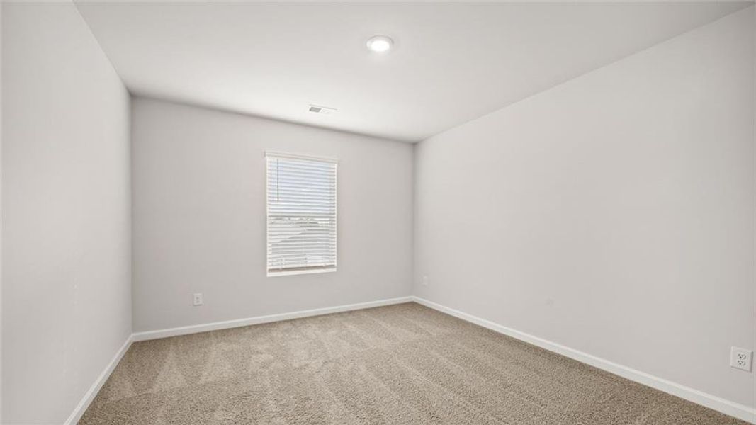 Spacious, unfurnished interior of a new home in Oakchase at Hampton, Hampton (Image 21).