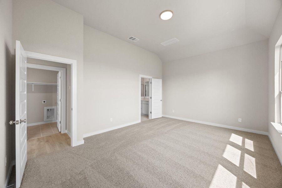 Spacious, unfurnished interior of a new home in Prairie Winds, Hutto (Image 21). Spacious, unfurnished interior of a new home in Prairie Winds, Hutto (Image 21).