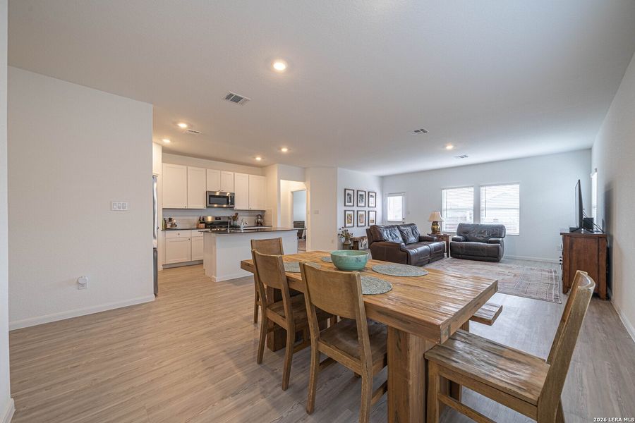 Furnished interior view inside a new home in Hidden Trails, Bulverde (Image 20).