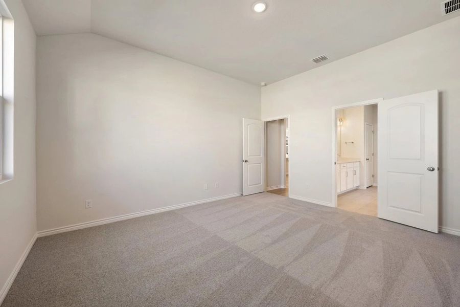 Spacious, unfurnished interior of a new home in Lariat, Liberty Hill (Image 39). Spacious, unfurnished interior of a new home in Lariat, Liberty Hill (Image 39).