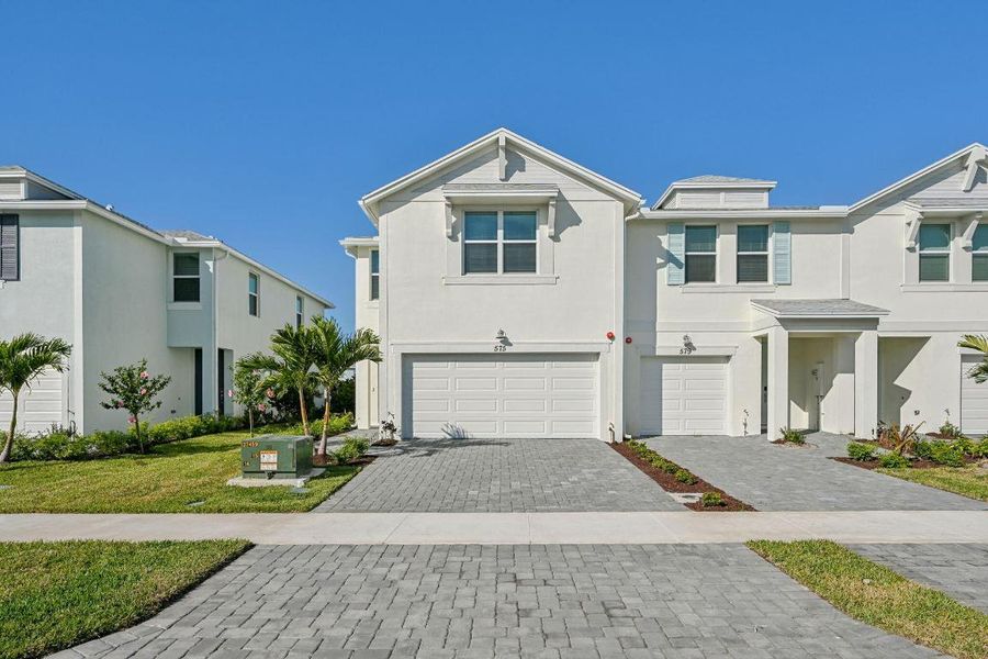 575 Salisbury Cir Fort Pierce (4) 575 Salisbury Cir Fort Pierce (4)