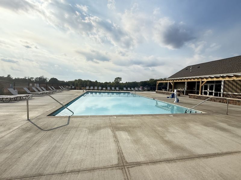 Community amenities in The Oaks, Clarksville (Image 36).