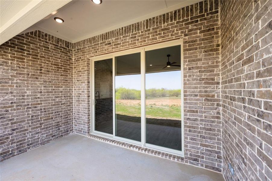 707 Shadle- Patio (1 of 1)