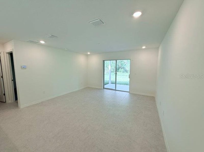 Spacious, unfurnished interior of a new home in Palm Coast, Palm Coast (Image 12).