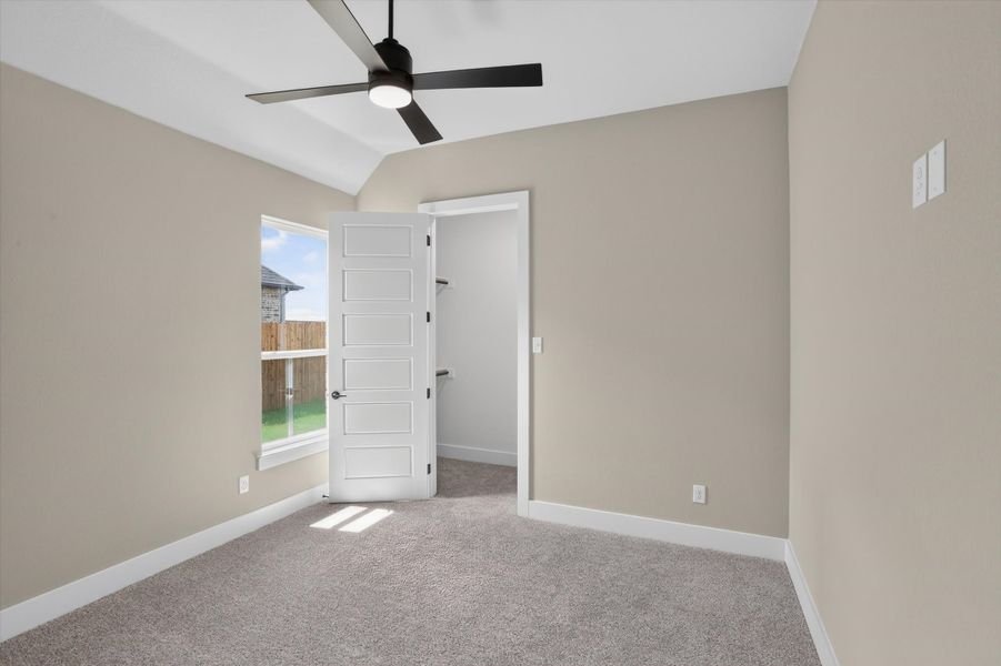 Spacious, unfurnished interior of a new home in Coyote Crossing, Godley (Image 40).