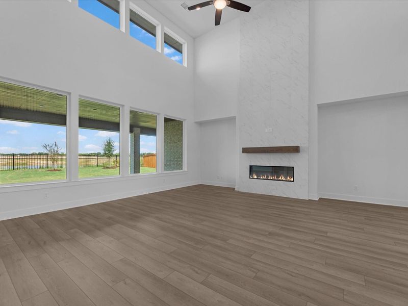 Spacious, unfurnished interior of a new home in Dunham Pointe, Cypress (Image 16).