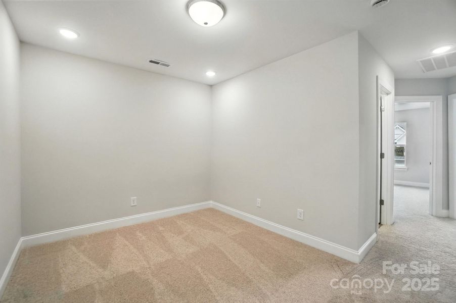 Spacious, unfurnished interior of a new home in Harrisburg Village, Harrisburg (Image 26). Spacious, unfurnished interior of a new home in Harrisburg Village, Harrisburg (Image 26).