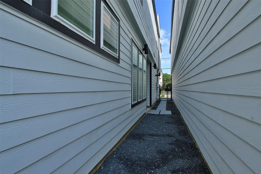 Exterior details and patio area of a home in Shady Acres, Houston (Image 22). Exterior details and patio area of a home in Shady Acres, Houston (Image 22).